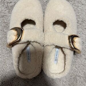 Steve Madden Cream Sherpa Miles with Gold Buckle